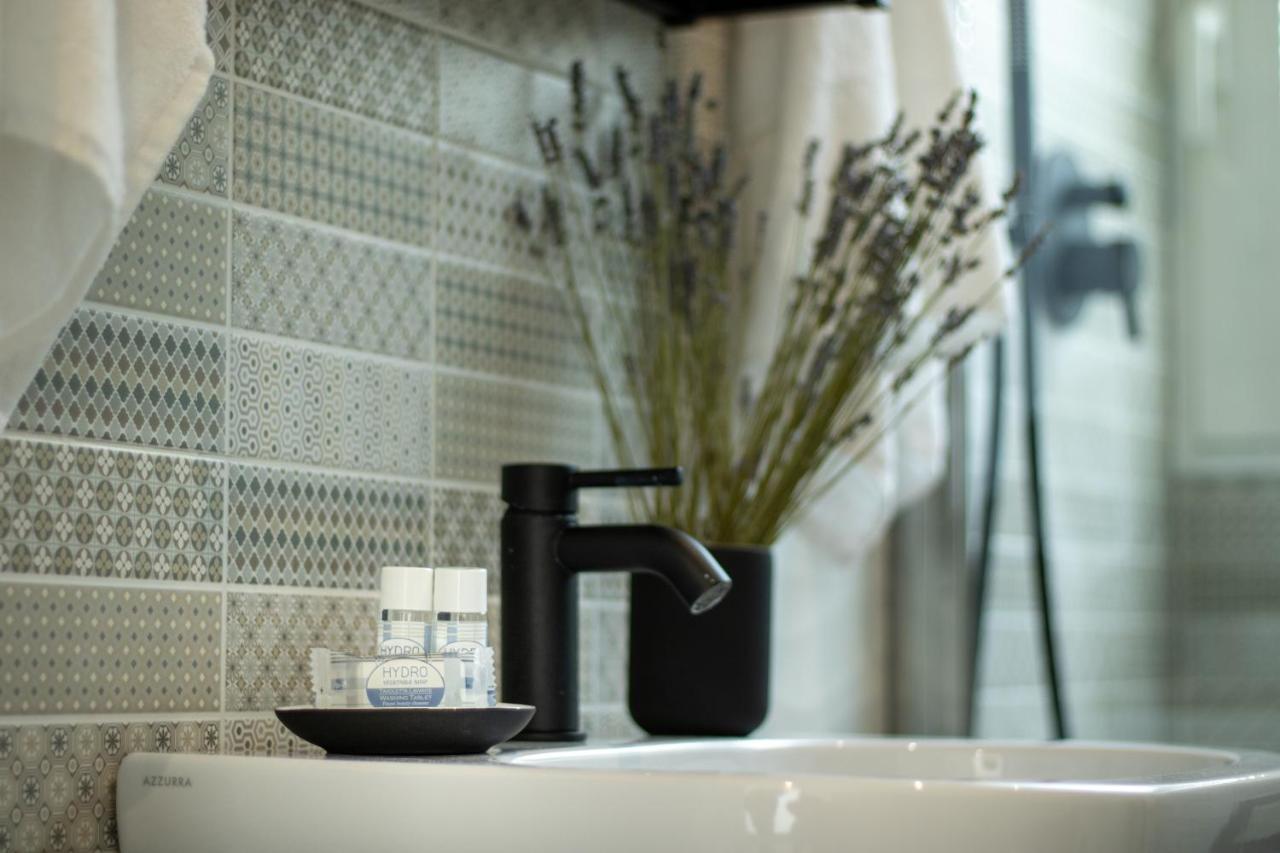Navigli - Chic And Sophisticated Home In Milano Eksteriør billede